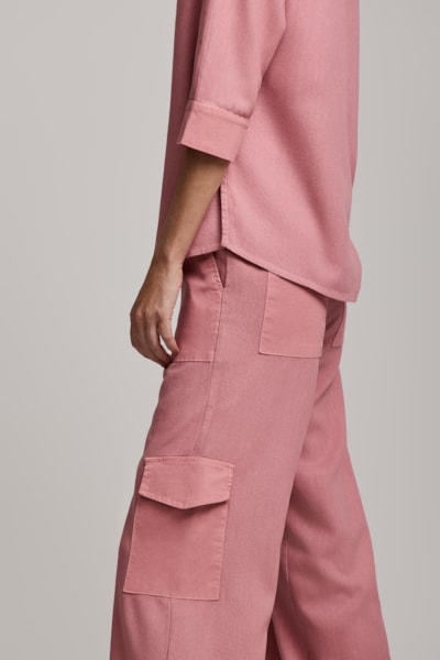 Segunda imagem do produto Calça Pantalona Bolsos