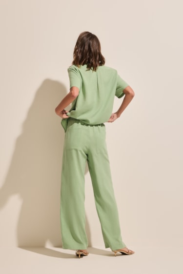 Segunda imagem do produto Calça Pantalona Linho Stroke Collection