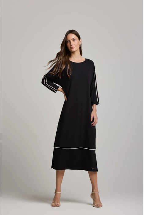 Vestido Detalhe Mangas
