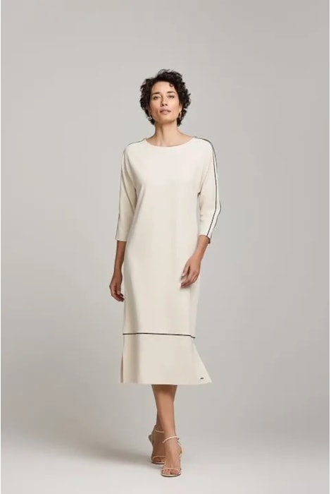 Vestido Detalhe Mangas