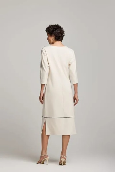 Segunda imagem do produto Vestido Detalhe Mangas